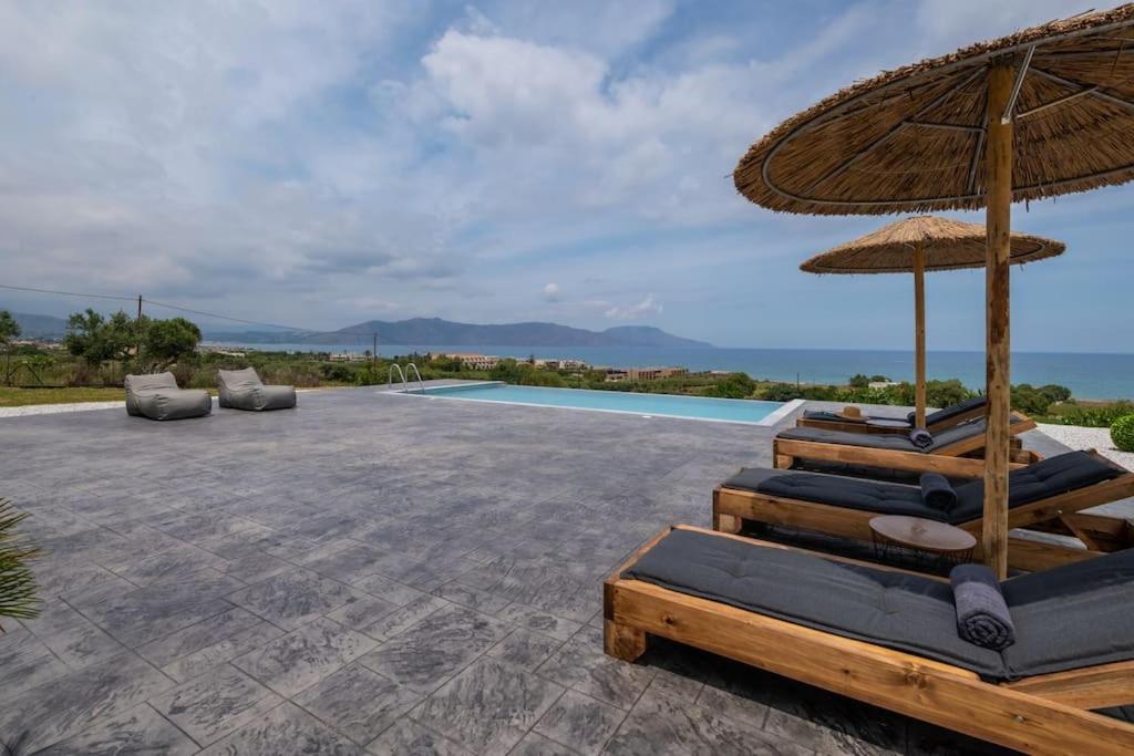 Blue Harmony Villa Dhrámia Екстериор снимка