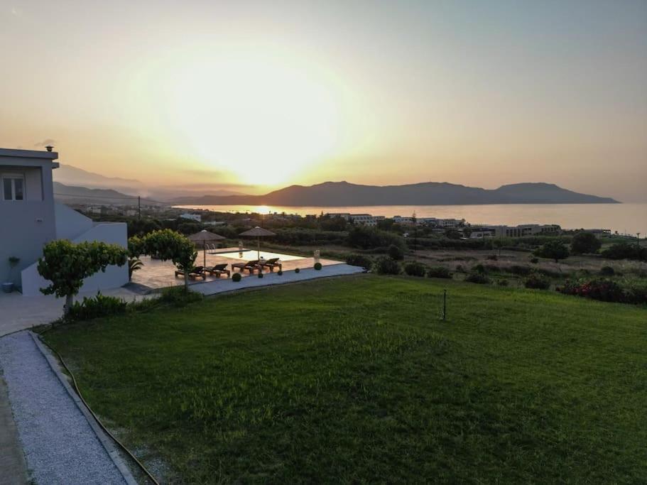 Blue Harmony Villa Dhrámia Екстериор снимка