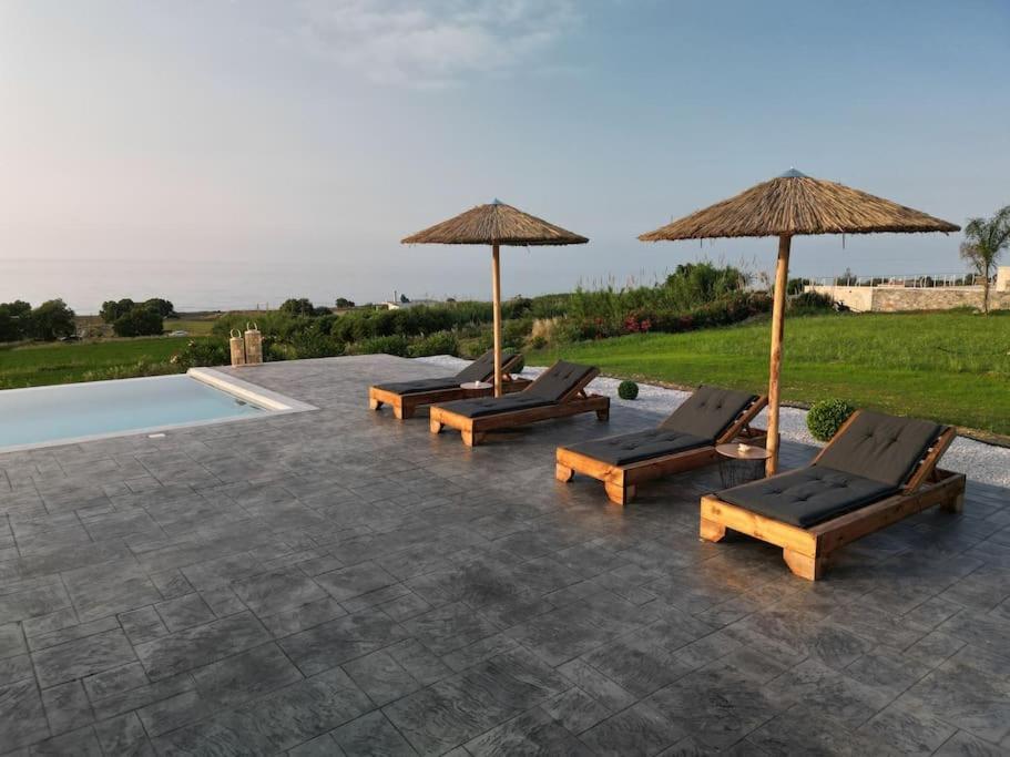 Blue Harmony Villa Dhrámia Екстериор снимка