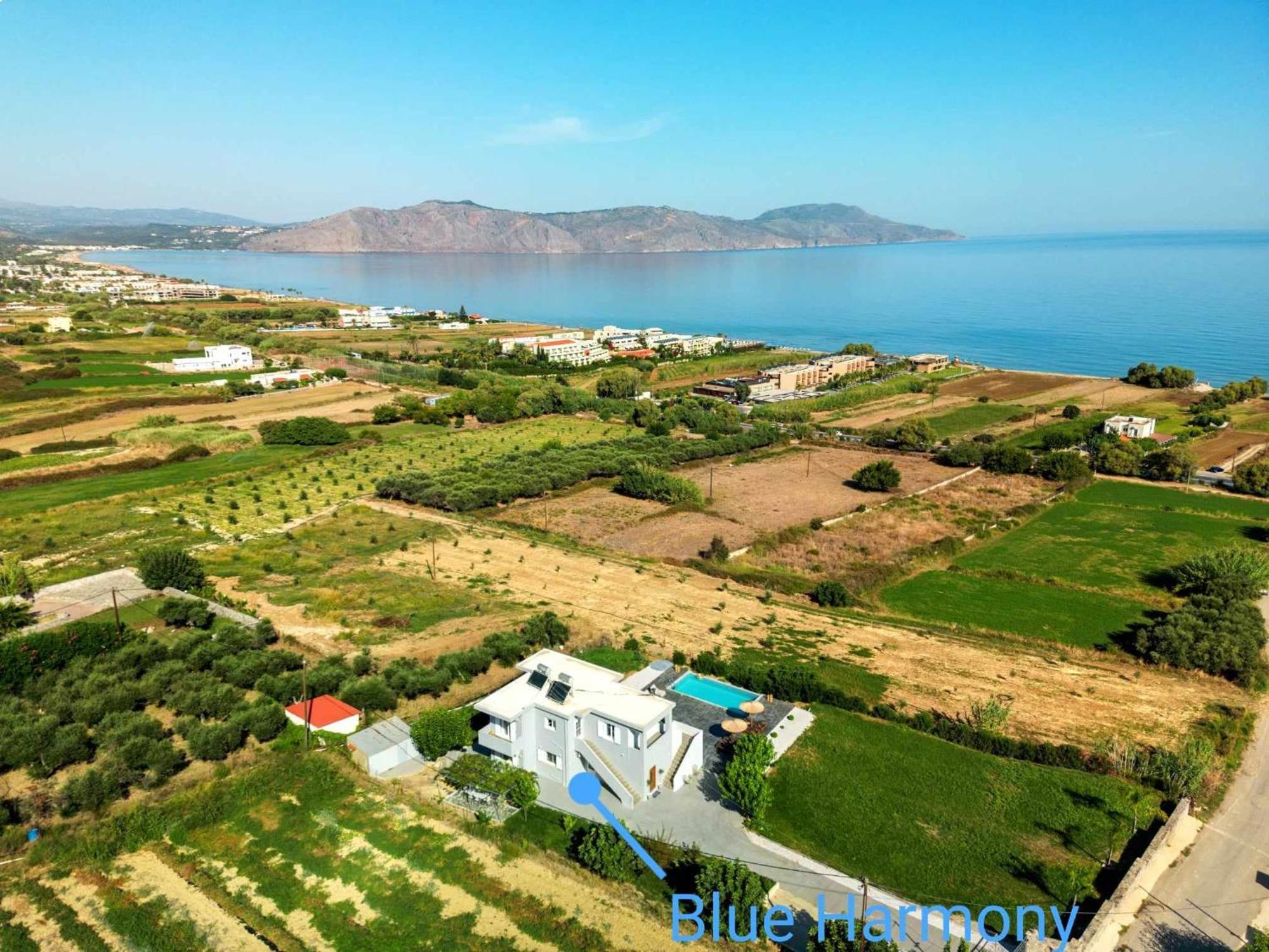 Blue Harmony Villa Dhrámia Екстериор снимка